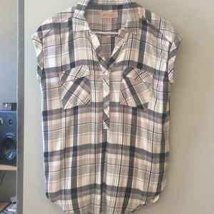 Plaid cuffed sleeve top